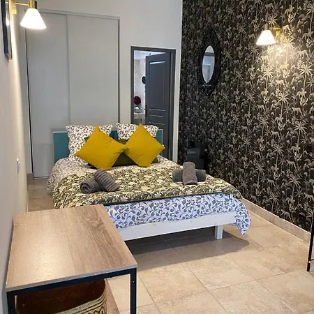 Le Loft City, Au Coeur Du Village Apartment Saint-Remy-de-Provence